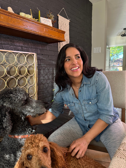Saray Fitzhenry, creator of Heal Heal, spent more than fifteen years refining the formula through research, experimentation, and everyday use with her family.